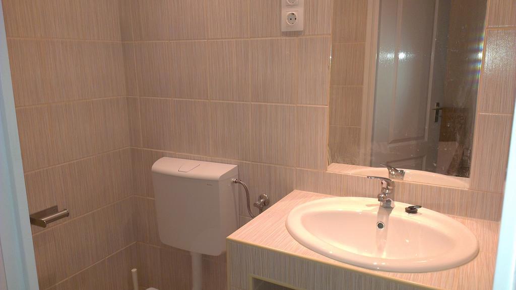 Apartman 4 You Boedapest Buitenkant foto