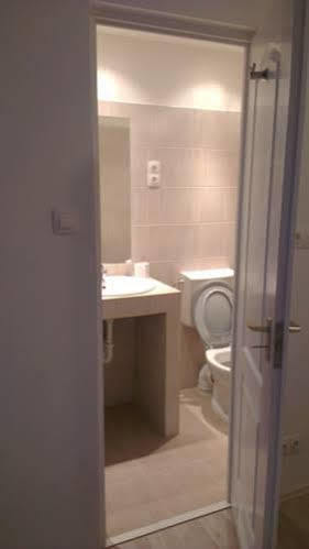Apartman 4 You Boedapest Buitenkant foto